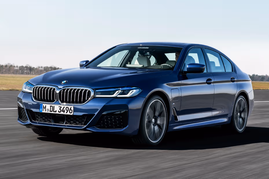 Luxury car available at Indian Travels, Hyderabad